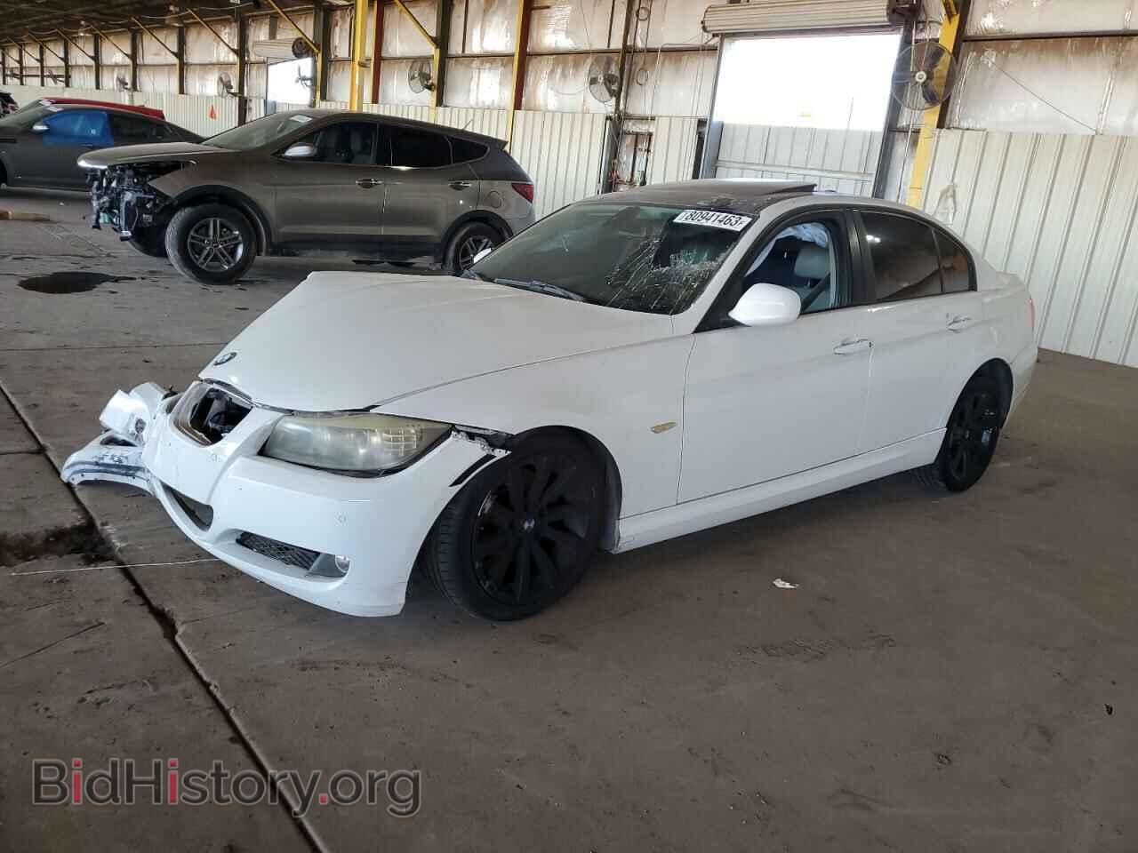 Photo WBAPH7C52BE673804 - BMW 3 SERIES 2011