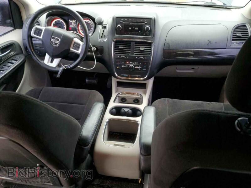 2013 Dodge CARAVAN (VIN 2C4RDGDG3DR639903) — фото 8 из 13