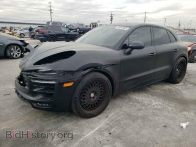 2017 Porsche MACAN GTS, black — VIN WP1AG2A57HLB50301, Copart