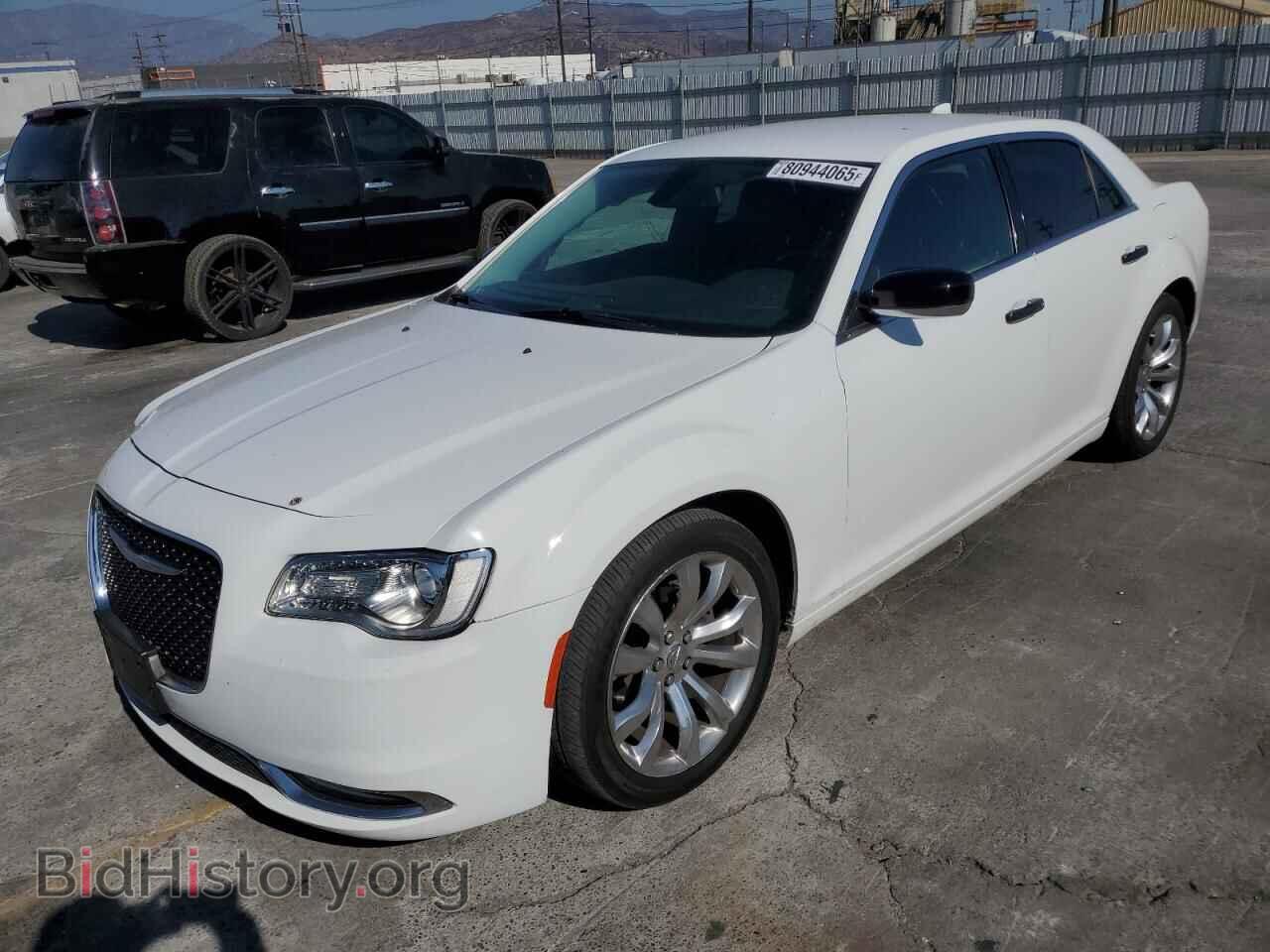 Фотография 2C3CCAEGXJH140980 - CHRYSLER 300 2018