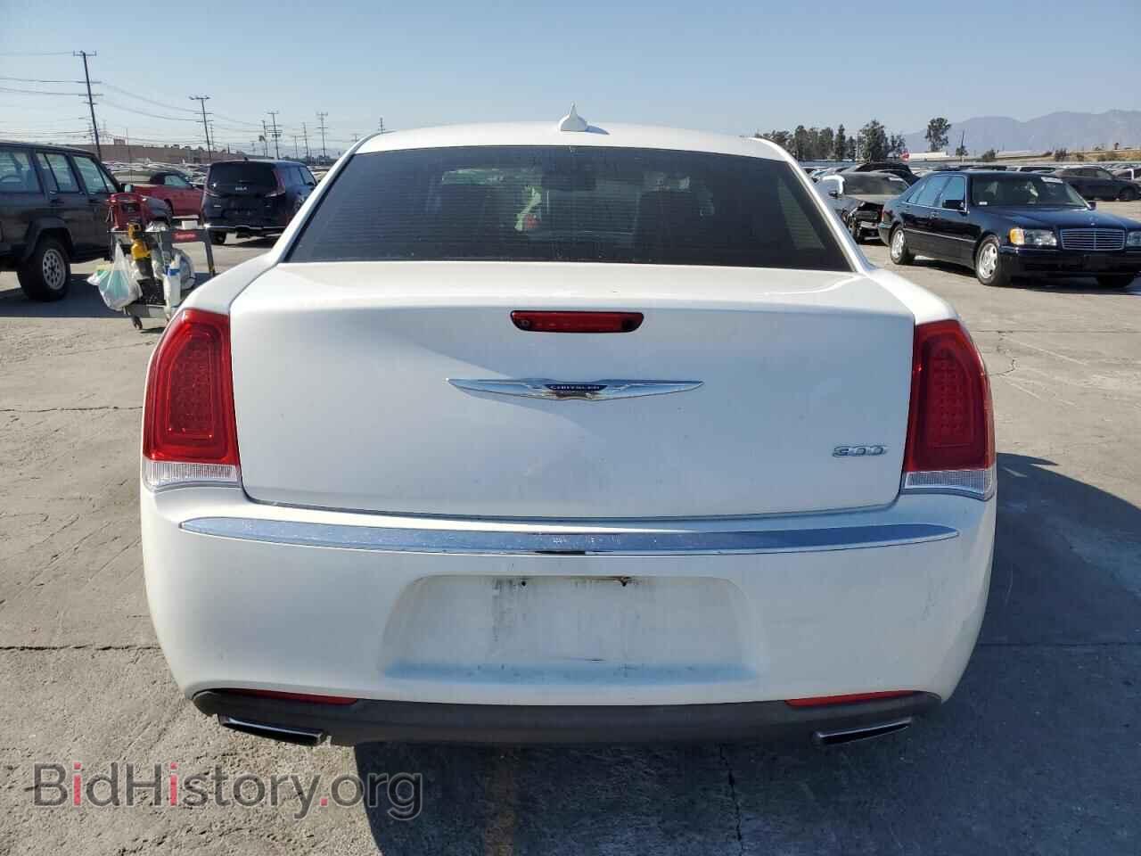 2018 CHRYSLER 300 - VIN: 2C3CCAEGXJH140980 - Фото 6