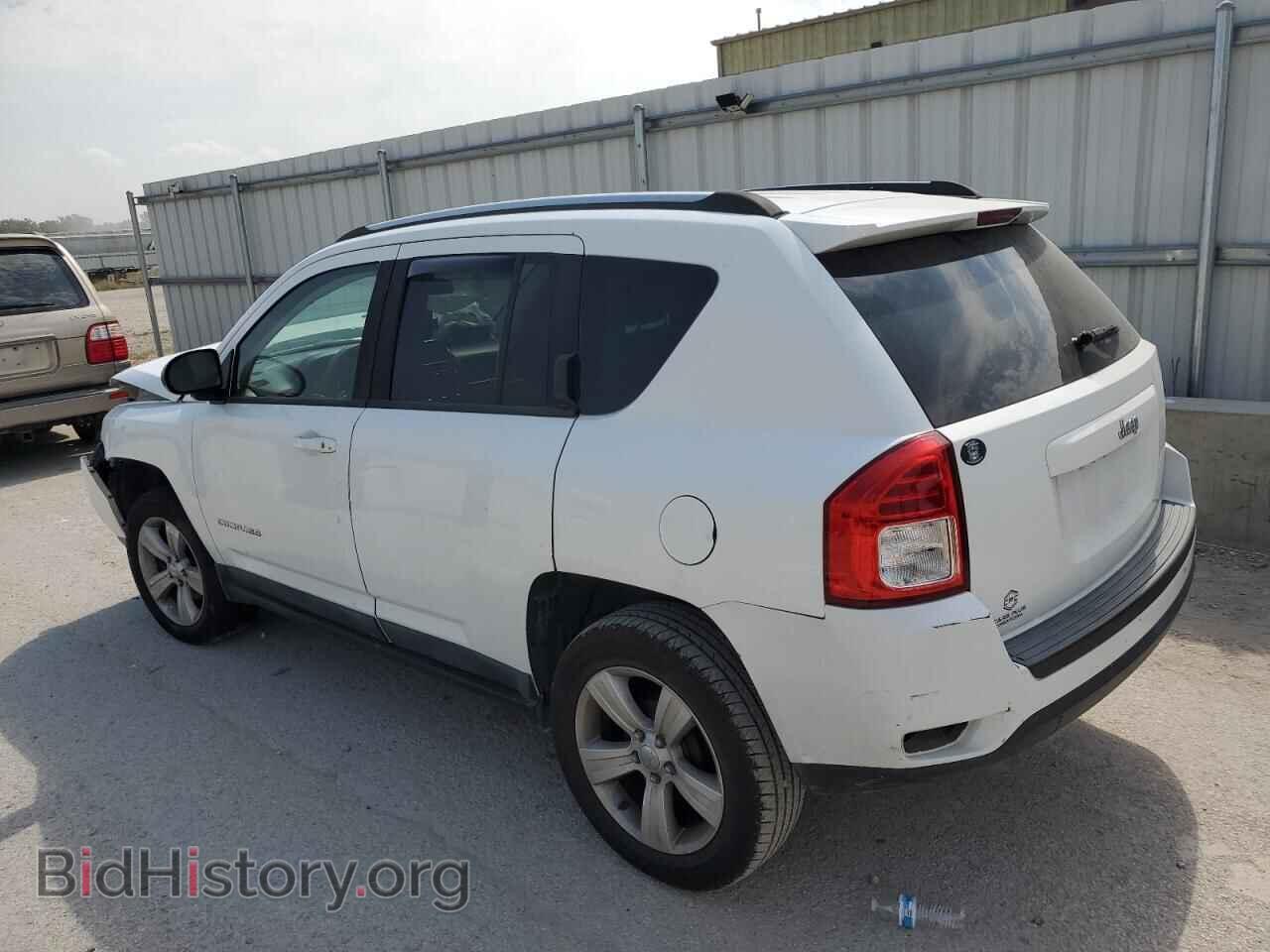2011 JEEP COMPASS - VIN: 1J4NT1FB5BD264915 - Фото 2