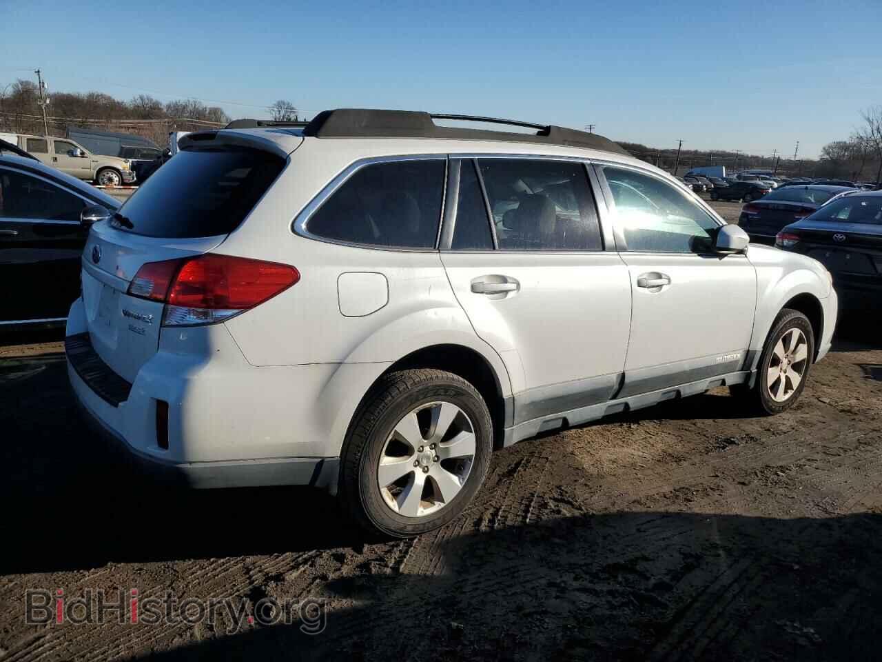 2011 SUBARU OUTBACK - VIN: 4S4BRBCC7B3357690 - Фото 3