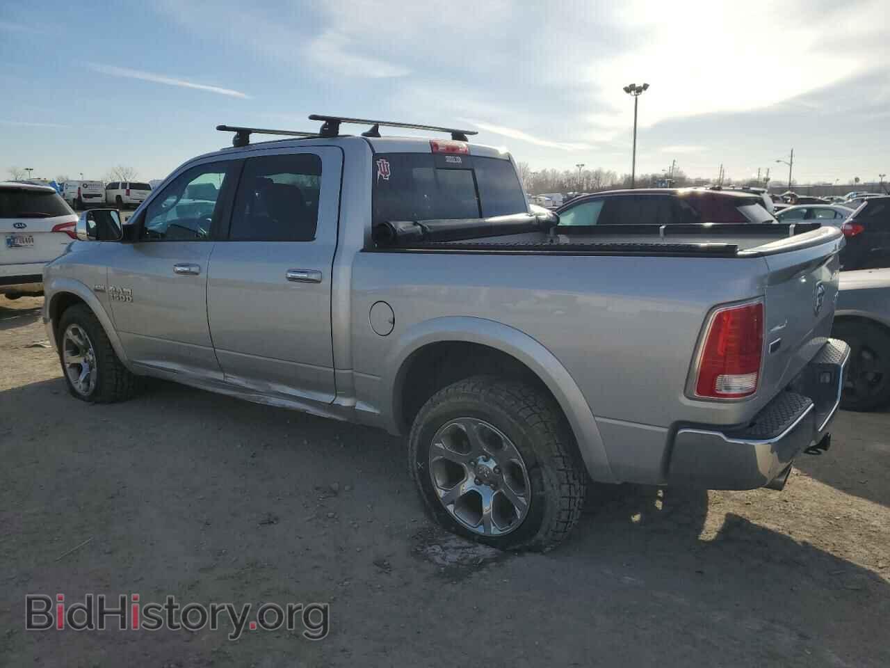 2016 RAM 1500 - VIN: 1C6RR7NT9GS381572 - Фото 2