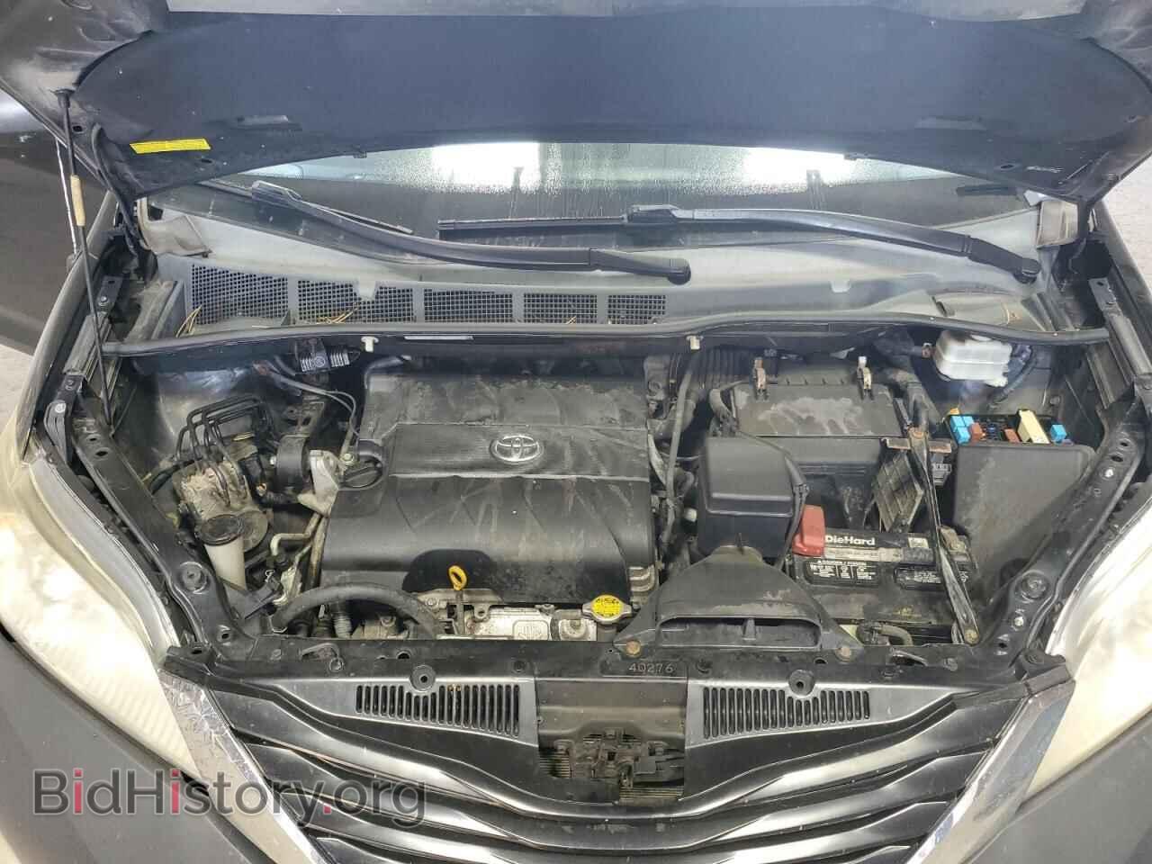 2011 TOYOTA All Models - VIN: 5TDKK3DC7BS010324 - Фото 12