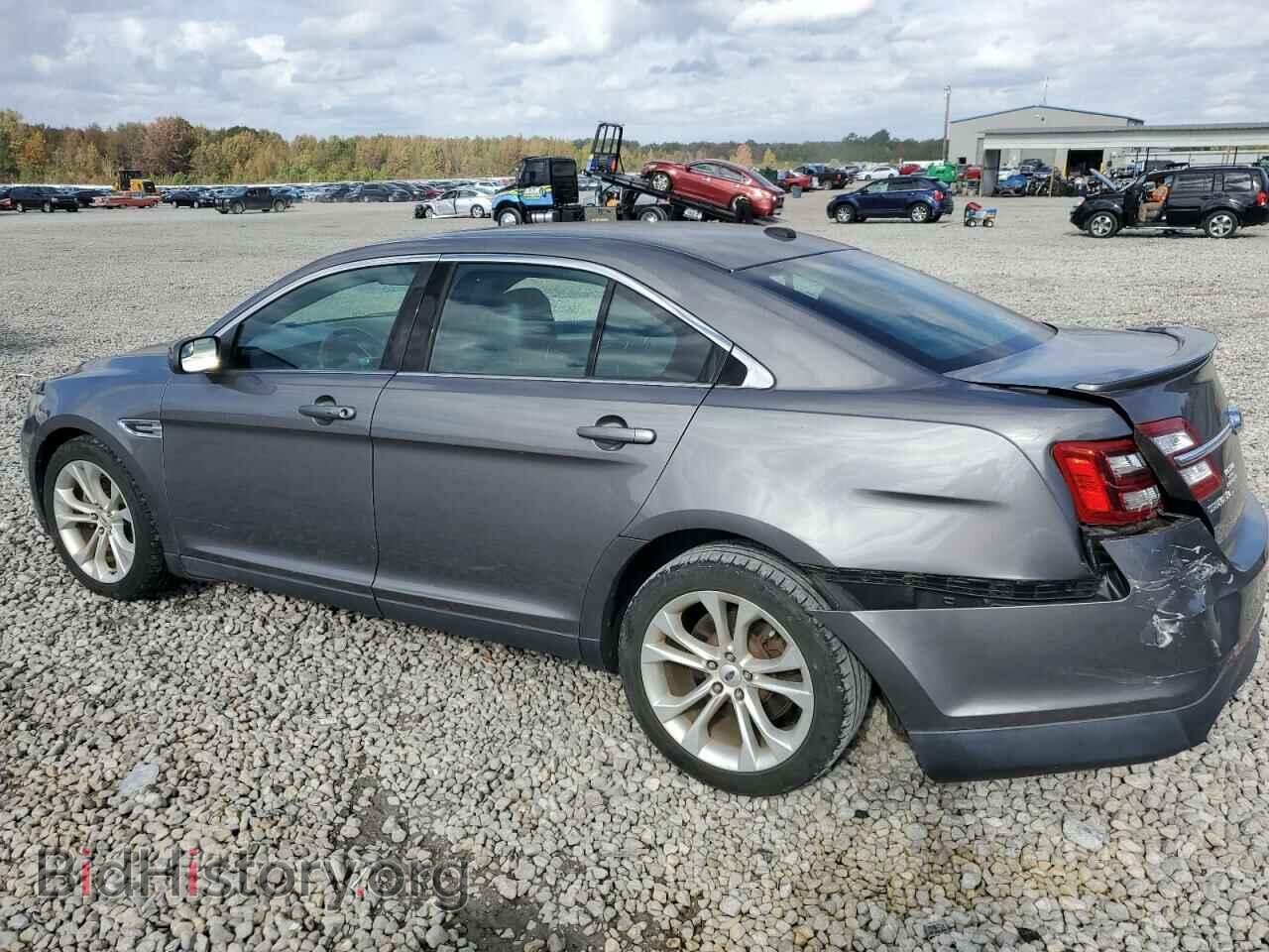 2013 FORD TAURUS - VIN: 1FAHP2E81DG142210 - Фото 2