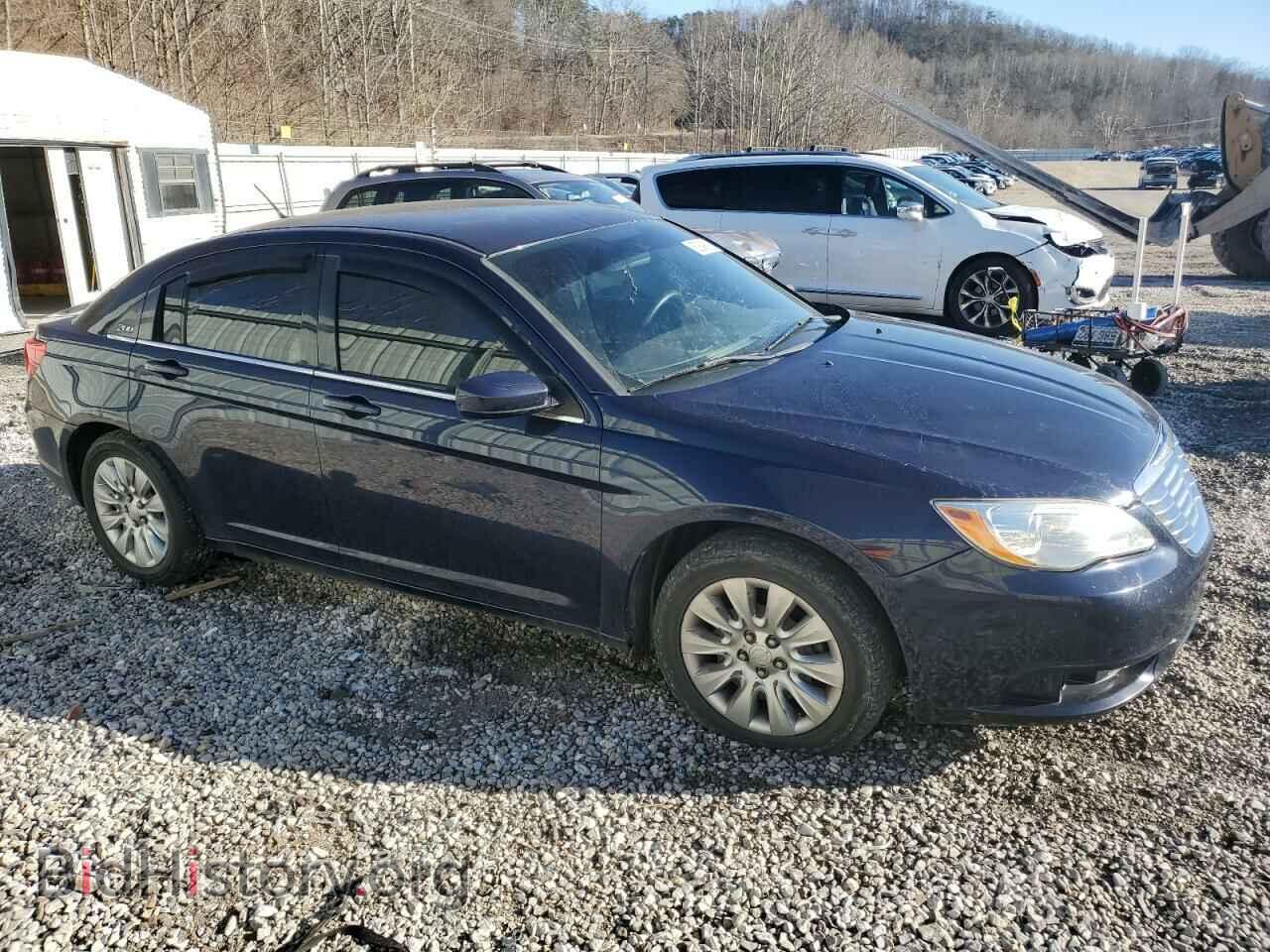 2013 CHRYSLER 200 - VIN: 1C3CCBAB7DN651459 - Фото 4