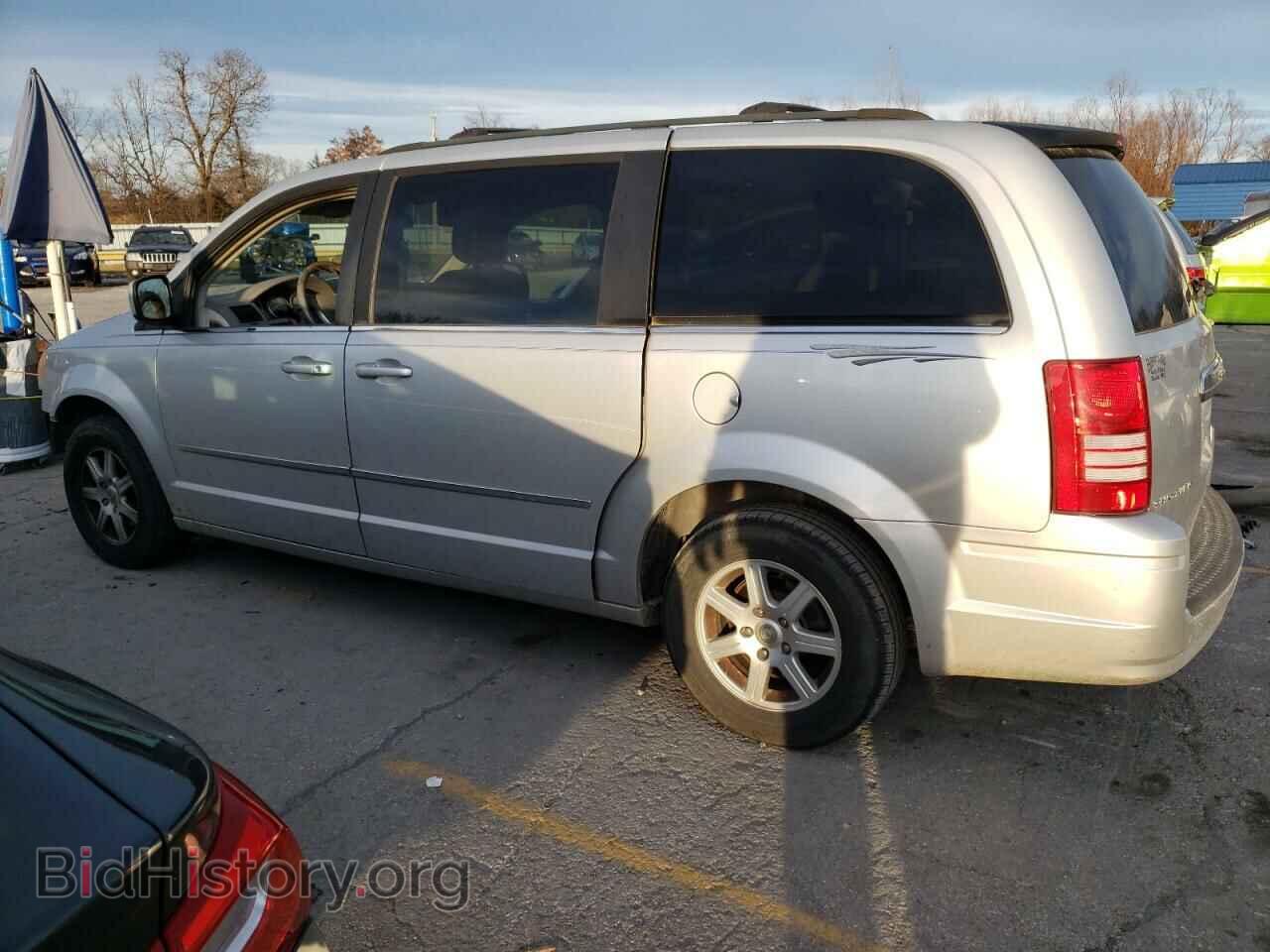 2010 CHRYSLER MINIVAN - VIN: 2A4RR5D10AR493144 - Фото 2
