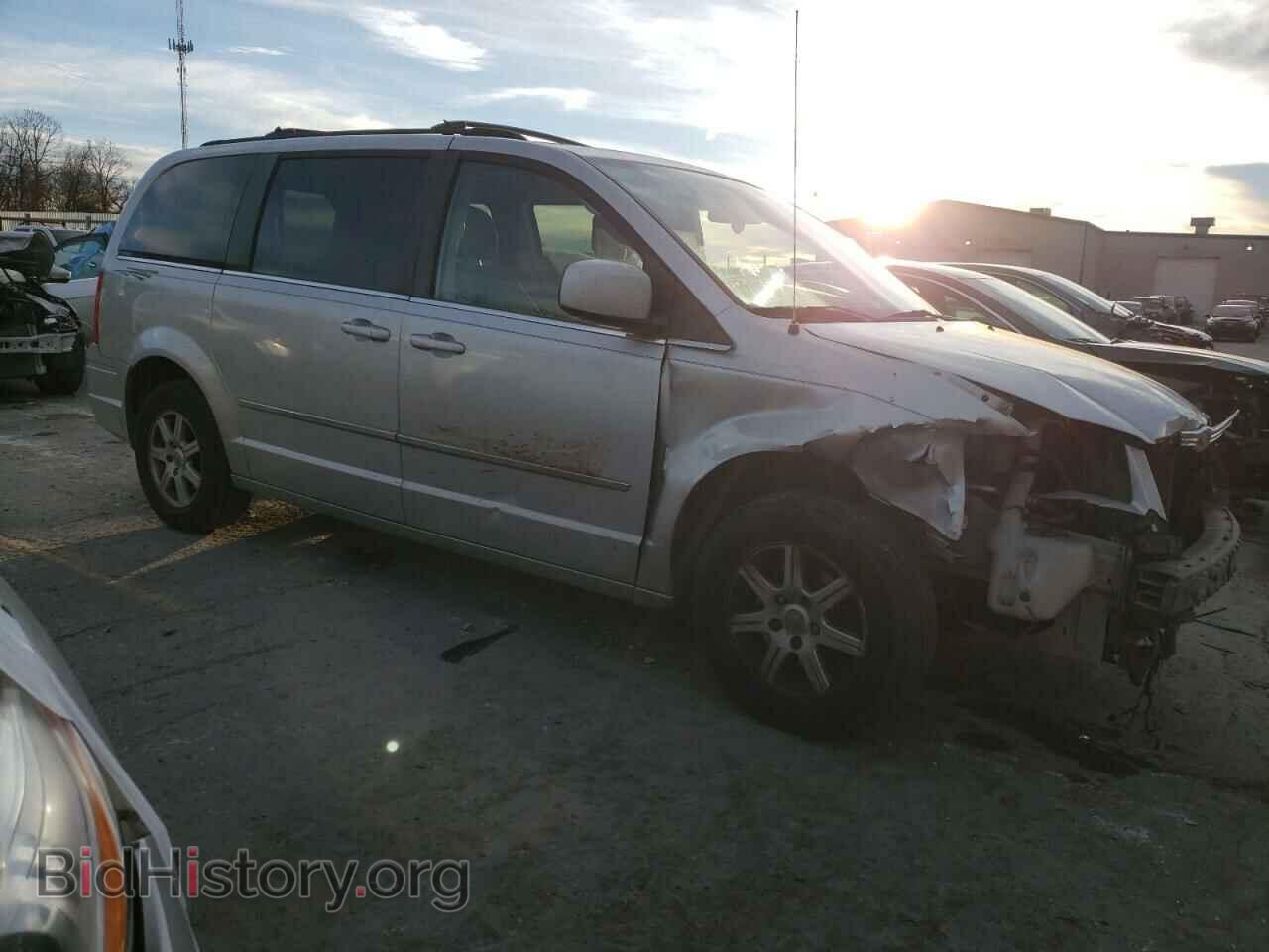 2010 CHRYSLER MINIVAN - VIN: 2A4RR5D10AR493144 - Фото 4