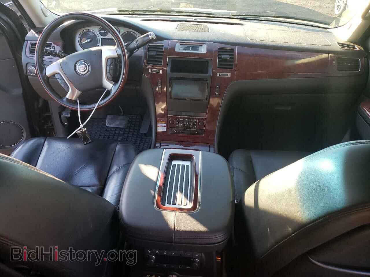 2011 CADILLAC ESCALADE - VIN: 1GYS4CEF6BR357431 - Фото 8