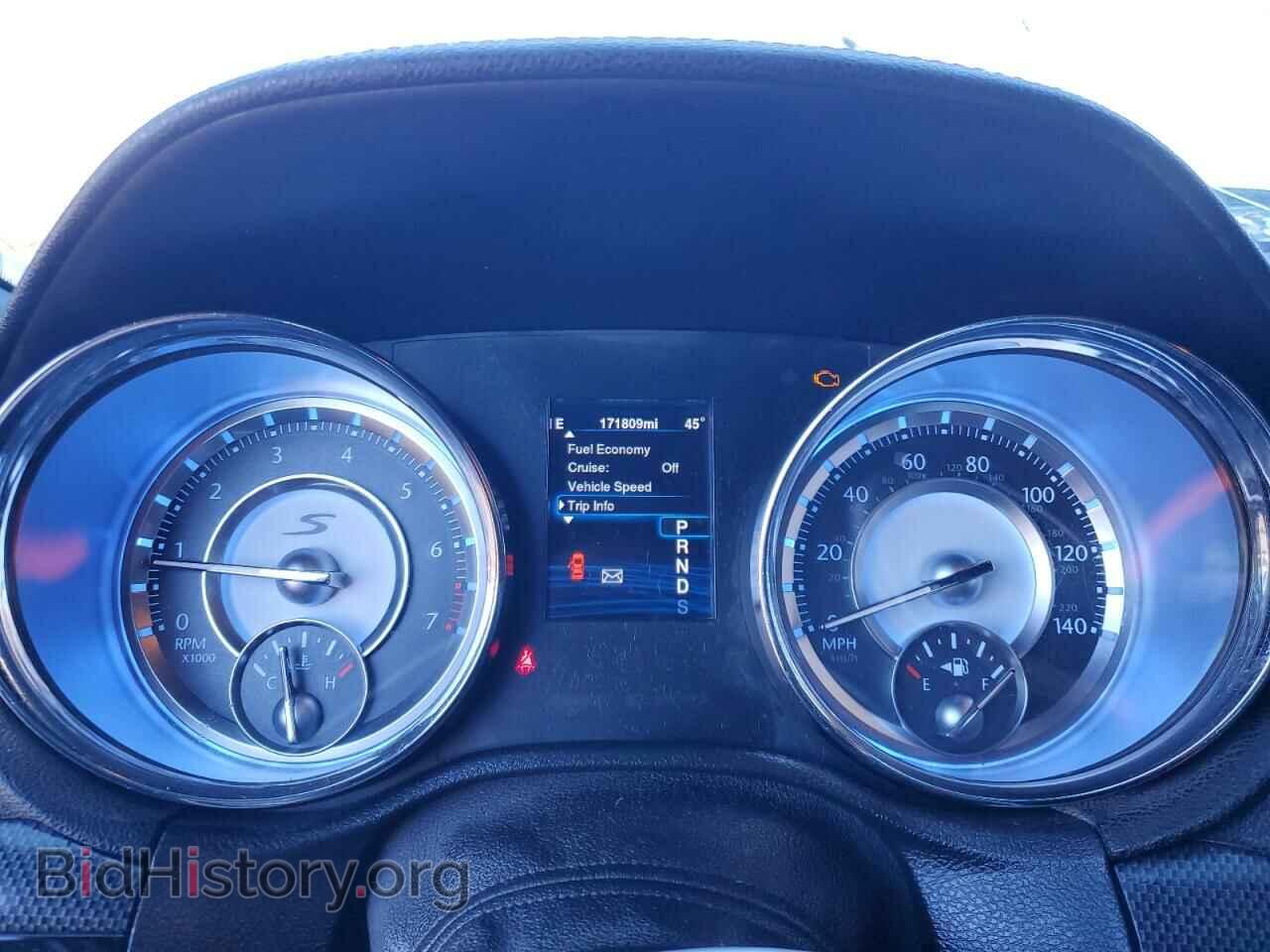 2014 CHRYSLER 300 - VIN: 2C3CCABG2EH380325 - Фото 9