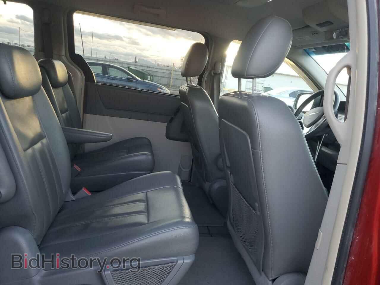 2009 CHRYSLER MINIVAN - VIN: 2A8HR54119R528165 - Фото 11