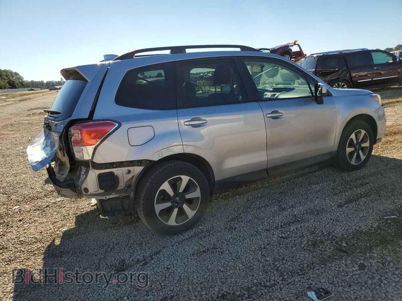 2017 SUBARU FORESTER - VIN: JF2SJAEC7HH526042 - Фото 3