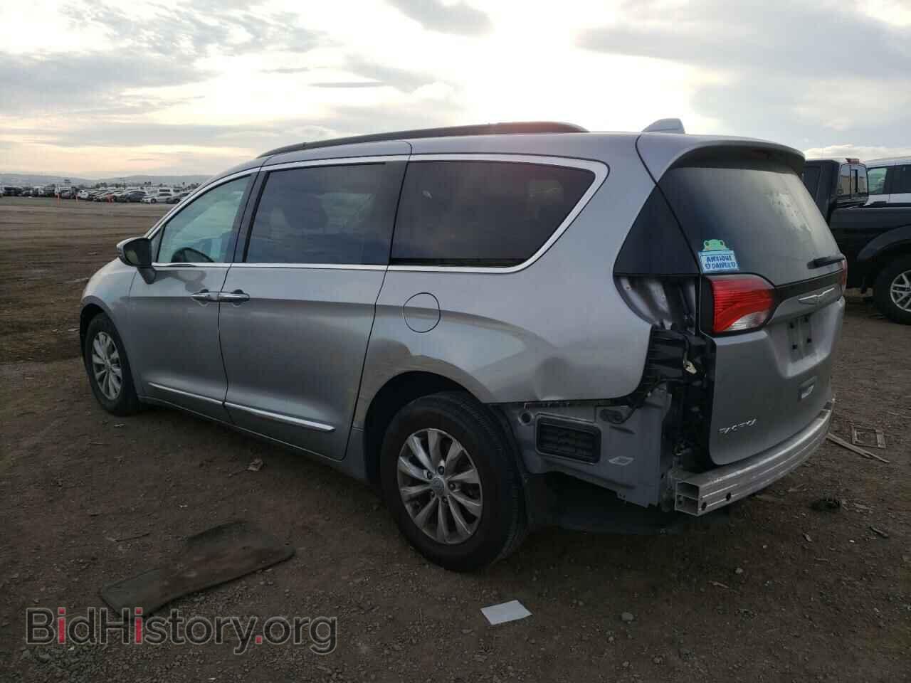 2017 CHRYSLER PACIFICA - VIN: 2C4RC1BG5HR543327 - Photo 2