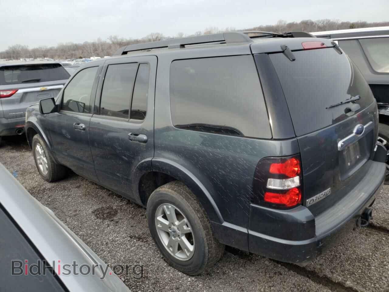 2010 FORD EXPLORER - VIN: 1FMEU7DE9AUA26191 - Фото 2