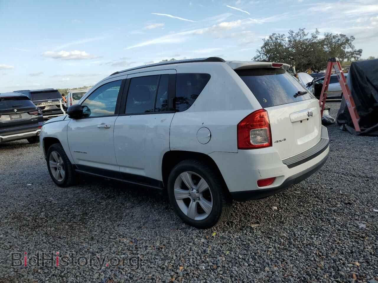2013 JEEP COMPASS - VIN: 1C4NJDBB8DD246396 - Фото 2
