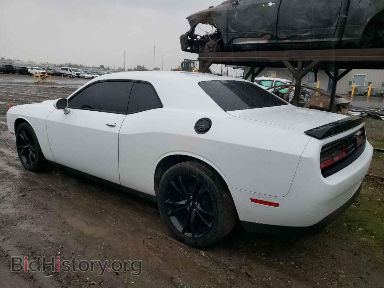 2018 DODGE CHALLENGER - VIN: 2C3CDZAG4JH316018 - Photo 2