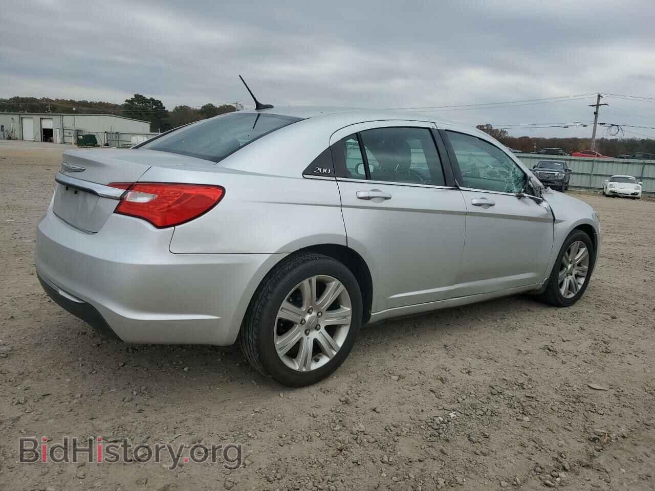 2011 CHRYSLER 200 - VIN: 1C3BC1FG0BN614860 - Фото 3