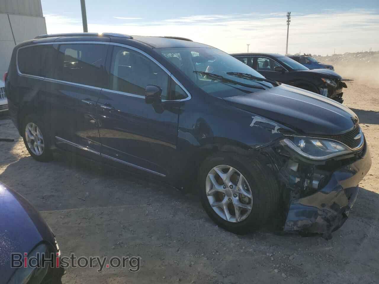 2017 CHRYSLER PACIFICA - VIN: 2C4RC1EG4HR756832 - Photo 4