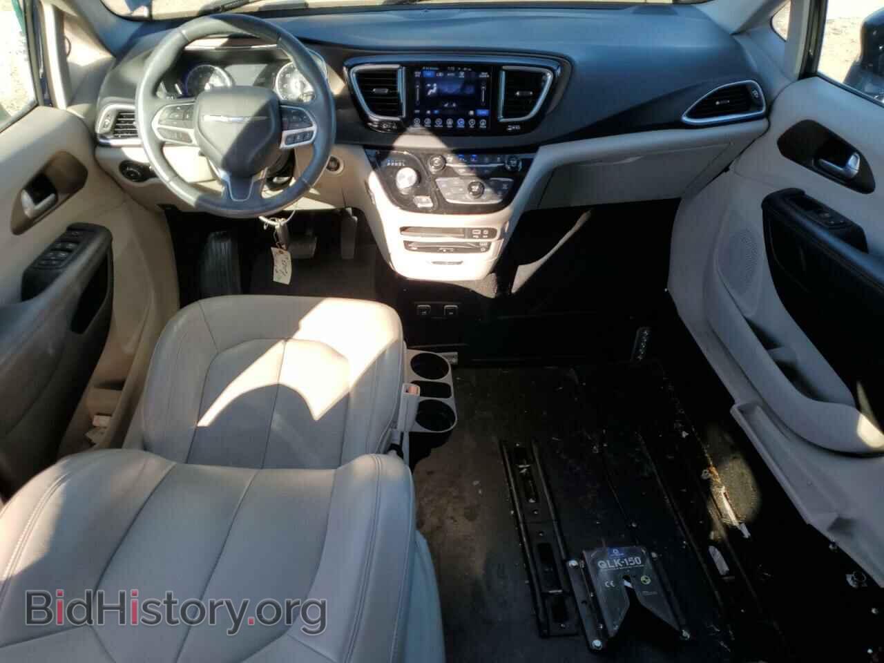 2017 CHRYSLER PACIFICA - VIN: 2C4RC1EG4HR756832 - Photo 8