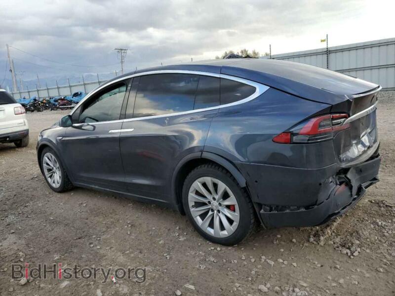 2016 Tesla MODEL X (VIN 5YJXCAE4XGFS00533) — фото 2 из 12