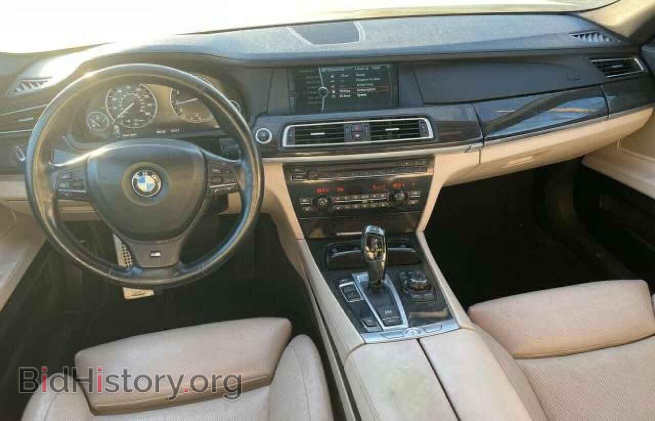 2012 BMW 7 SERIES - VIN: WBAKA8C50CDX01031 - Фото 9