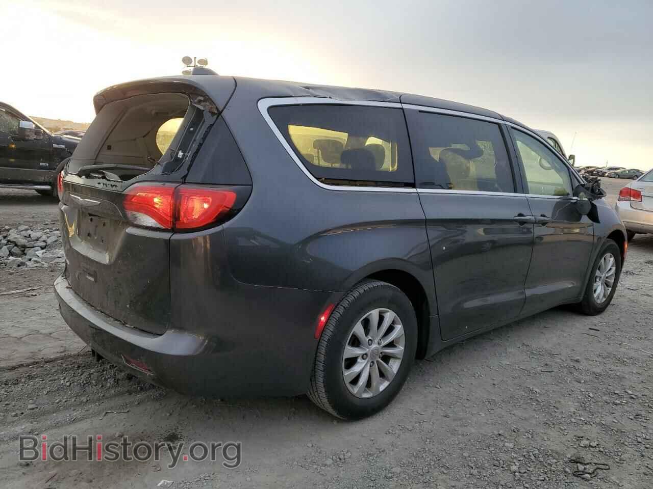 2017 CHRYSLER PACIFICA - VIN: 2C4RC1DGXHR507856 - Photo 3