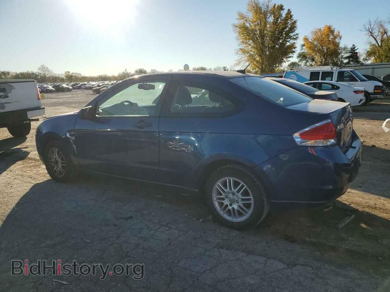 2008 FORD FOCUS - VIN: 1FAHP33N18W256136 - Фото 2