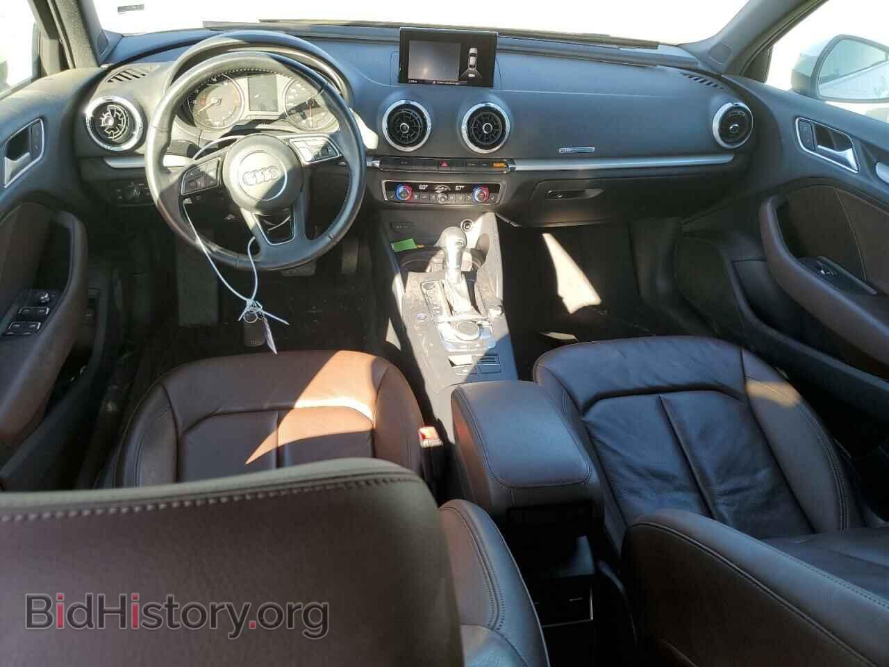 2018 AUDI A3 - VIN: WAUAUGFF2J1045432 - Фото 8