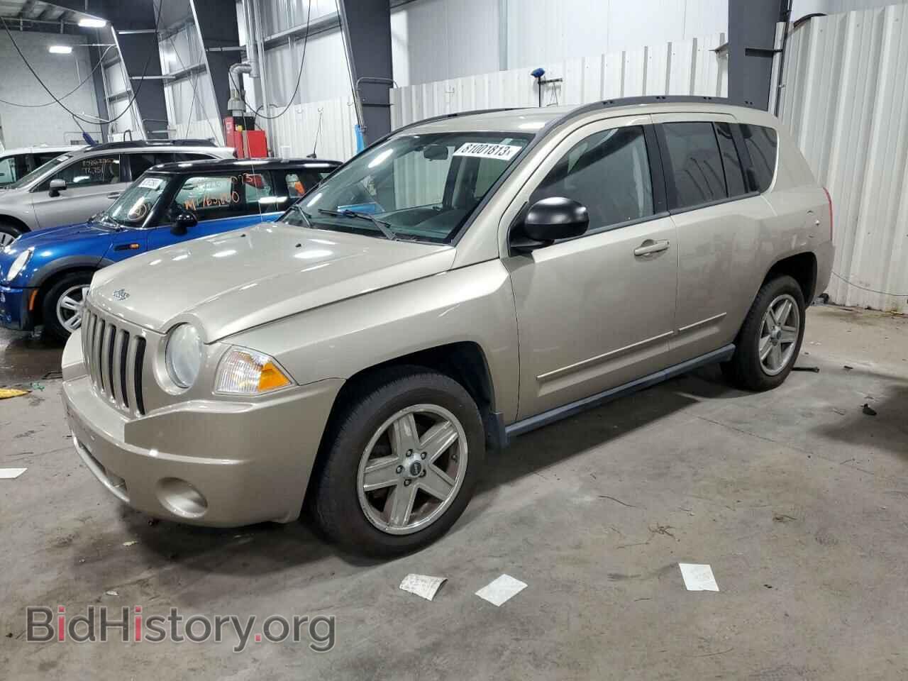 Photo 1J4NF4FB7AD510810 - JEEP COMPASS 2010