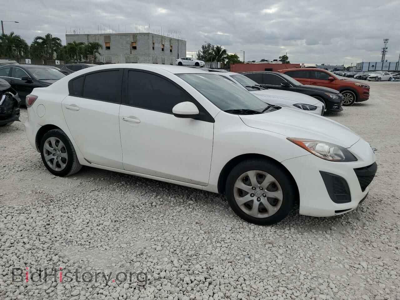 2011 MAZDA 3 - VIN: JM1BL1UF0B1374450 - Фото 4