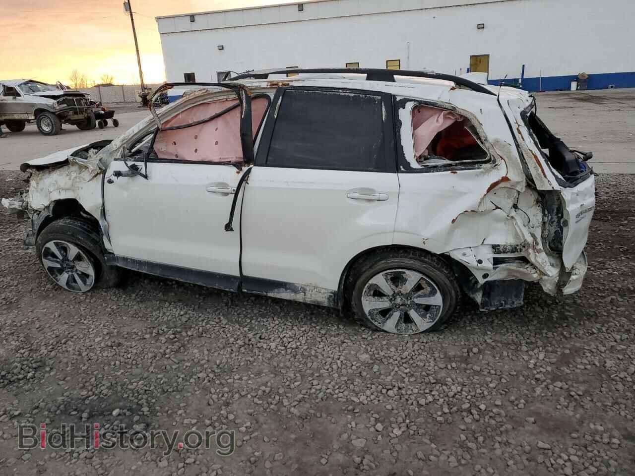 2018 SUBARU FORESTER - VIN: JF2SJADC4JH413298 - Фото 2