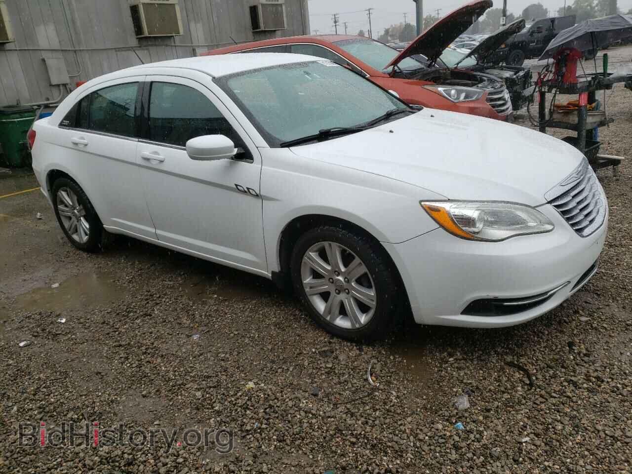 2013 CHRYSLER 200 - VIN: 1C3CCBAB2DN648033 - Фото 4
