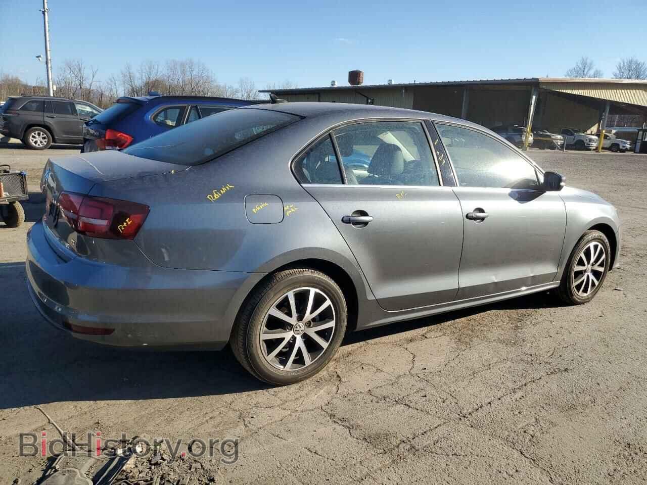 2017 VOLKSWAGEN JETTA - VIN: 3VWDB7AJ7HM372906 - Фото 3