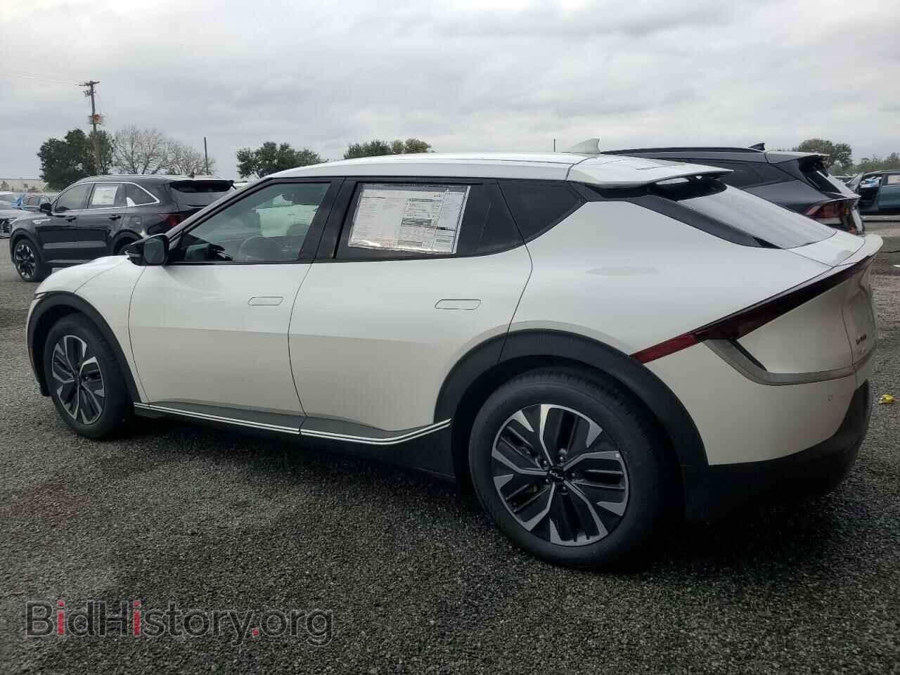 2024 KIA EV6 LIGHT - VIN: KNDC3DLC0R5209739 - Фото 2