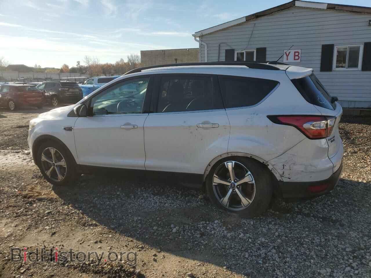 2017 FORD ESCAPE - VIN: 1FMCU9GD9HUC73582 - Фото 2