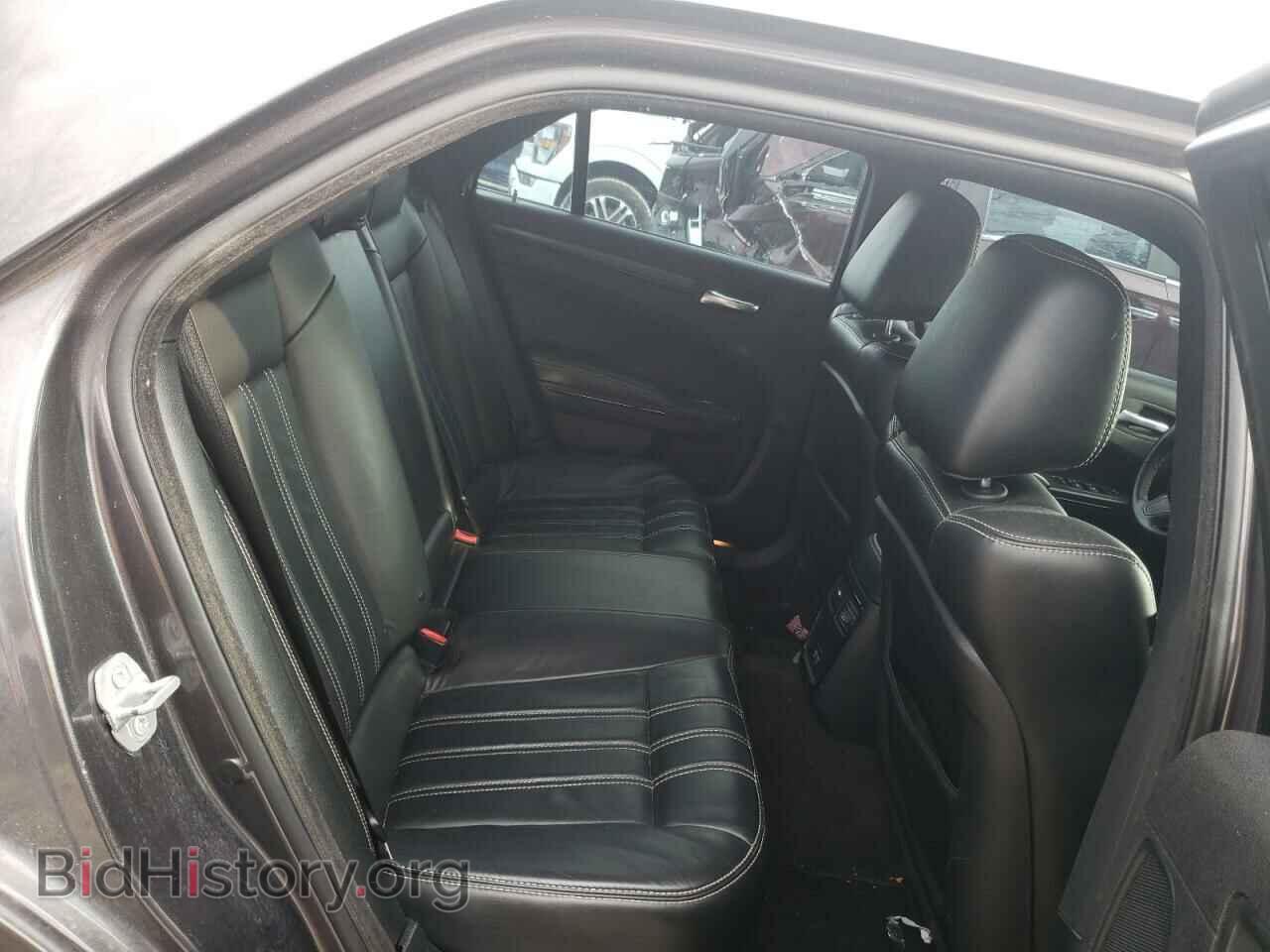 2016 CHRYSLER 300 - VIN: 2C3CCAGG6GH239124 - Фото 10