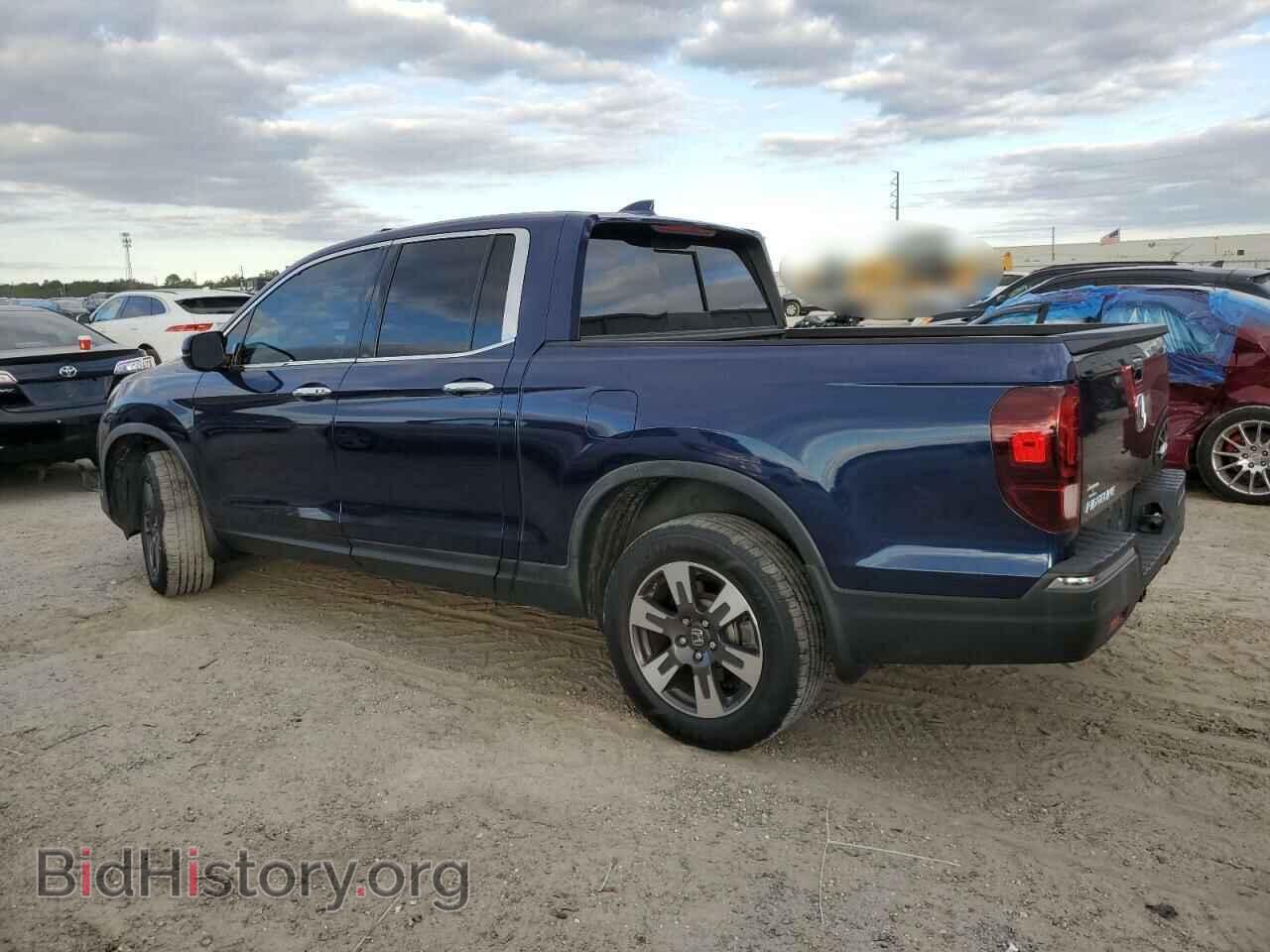 2019 HONDA RIDGELINE - VIN: 5FPYK3F77KB010622 - Фото 2