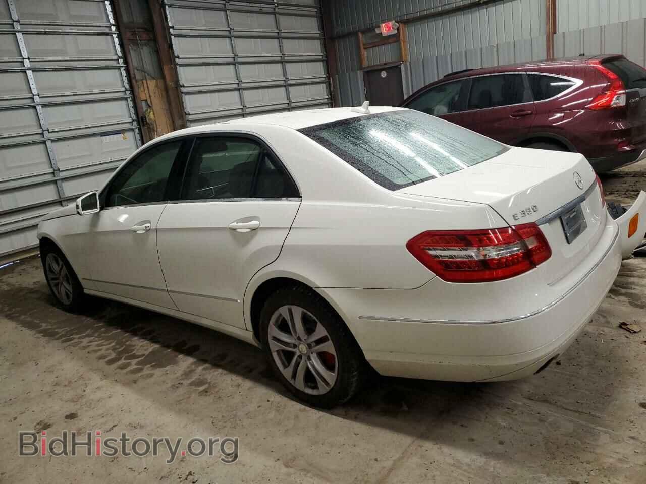 2011 MERCEDES-BENZ E-CLASS - VIN: WDDHF8HB1BA486875 - Фото 2