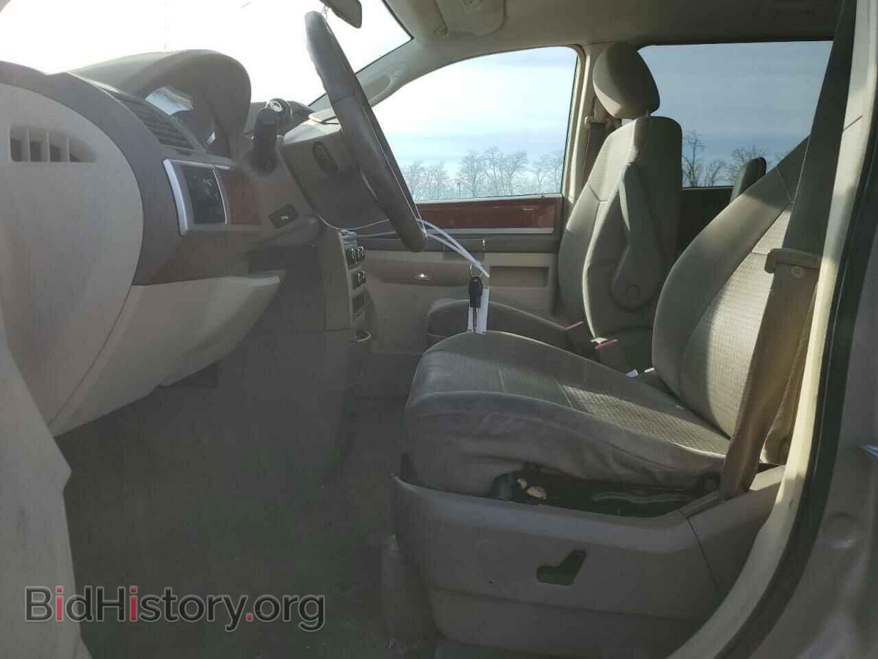 2009 CHRYSLER MINIVAN - VIN: 2A8HR54139R567033 - Фото 7