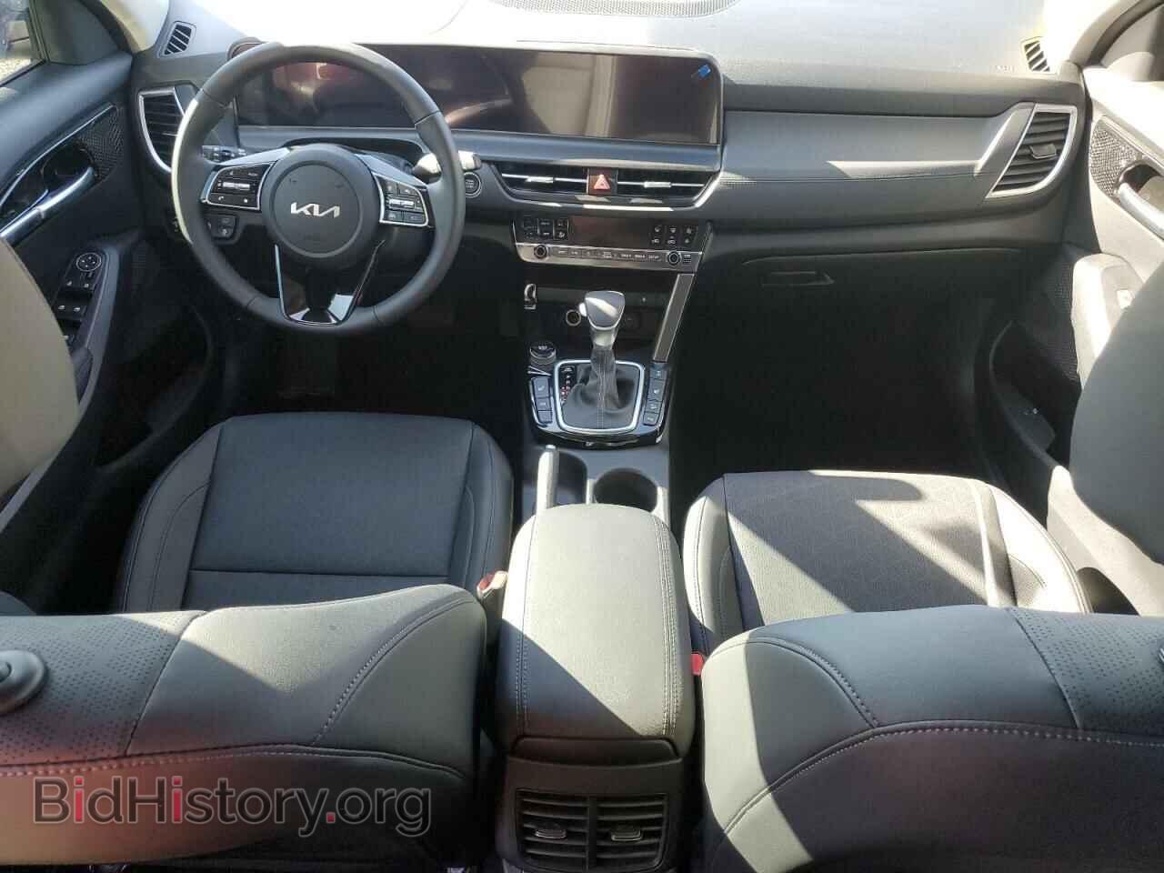 2025 KIA SELTOS - VIN: KNDERCAA6S7690965 - Фото 8