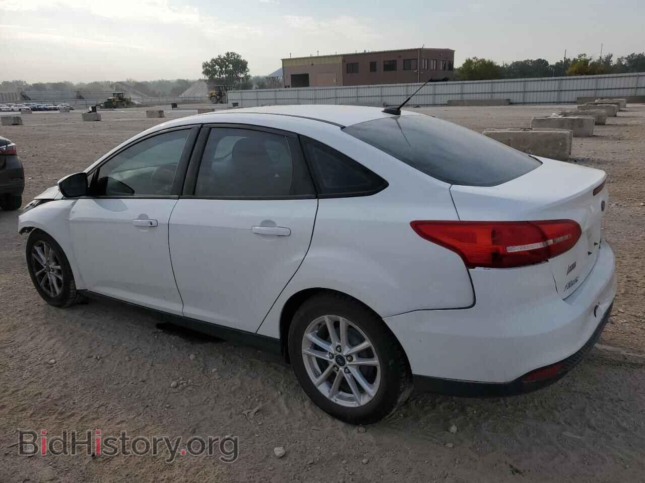 2016 FORD FOCUS - VIN: 1FADP3F24GL235667 - Фото 2