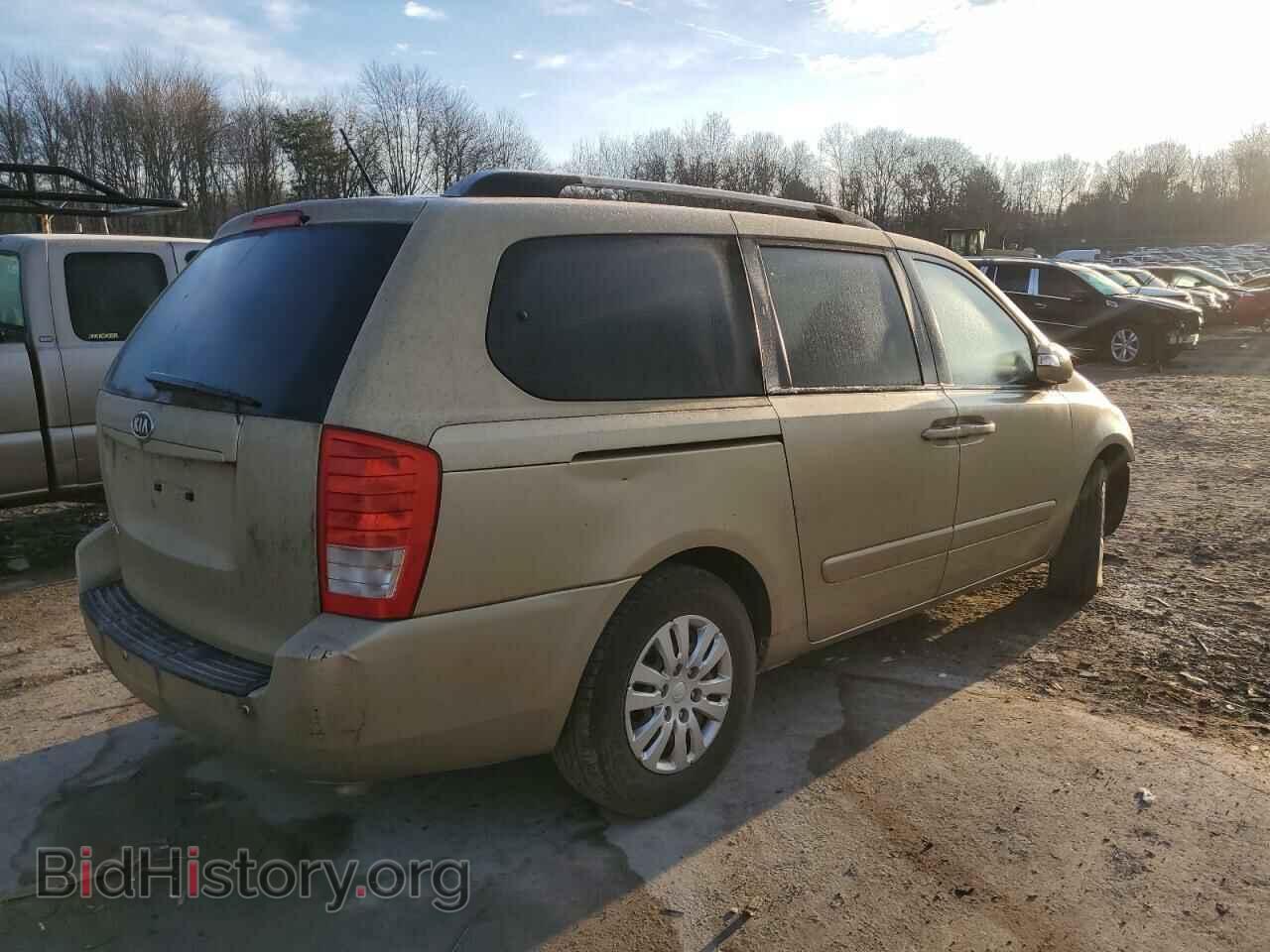 2011 KIA All Models - VIN: KNDMG4C76B6368602 - Photo 3