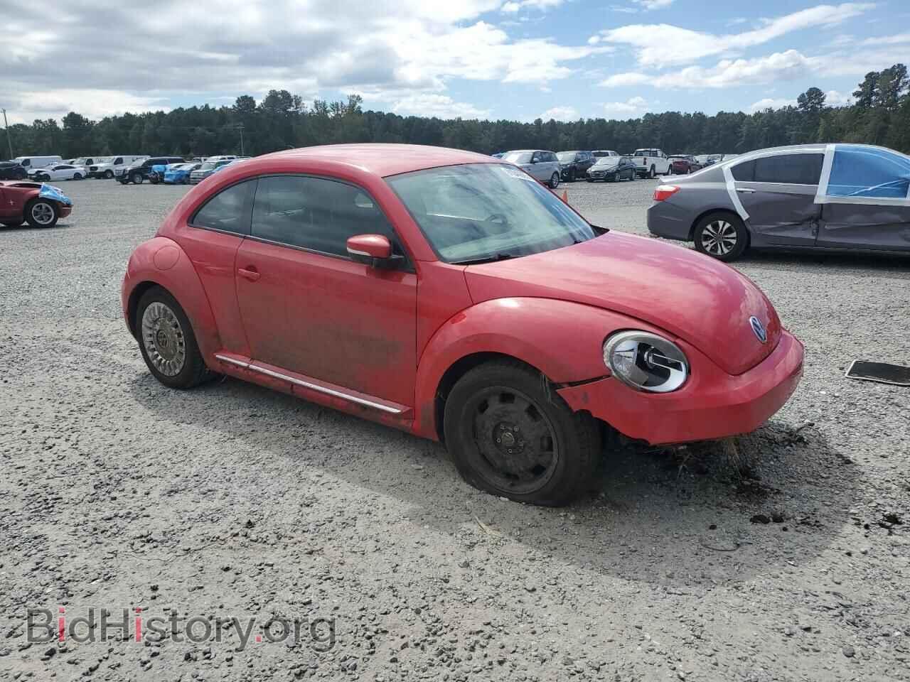 2014 VOLKSWAGEN BEETLE - VIN: 3VWJP7AT7EM611842 - Photo 4