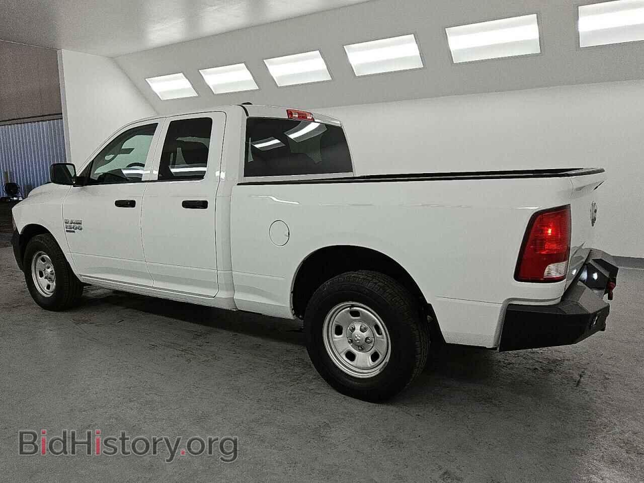 2019 RAM 1500 - VIN: 1C6RR6FG5KS728979 - Фото 2