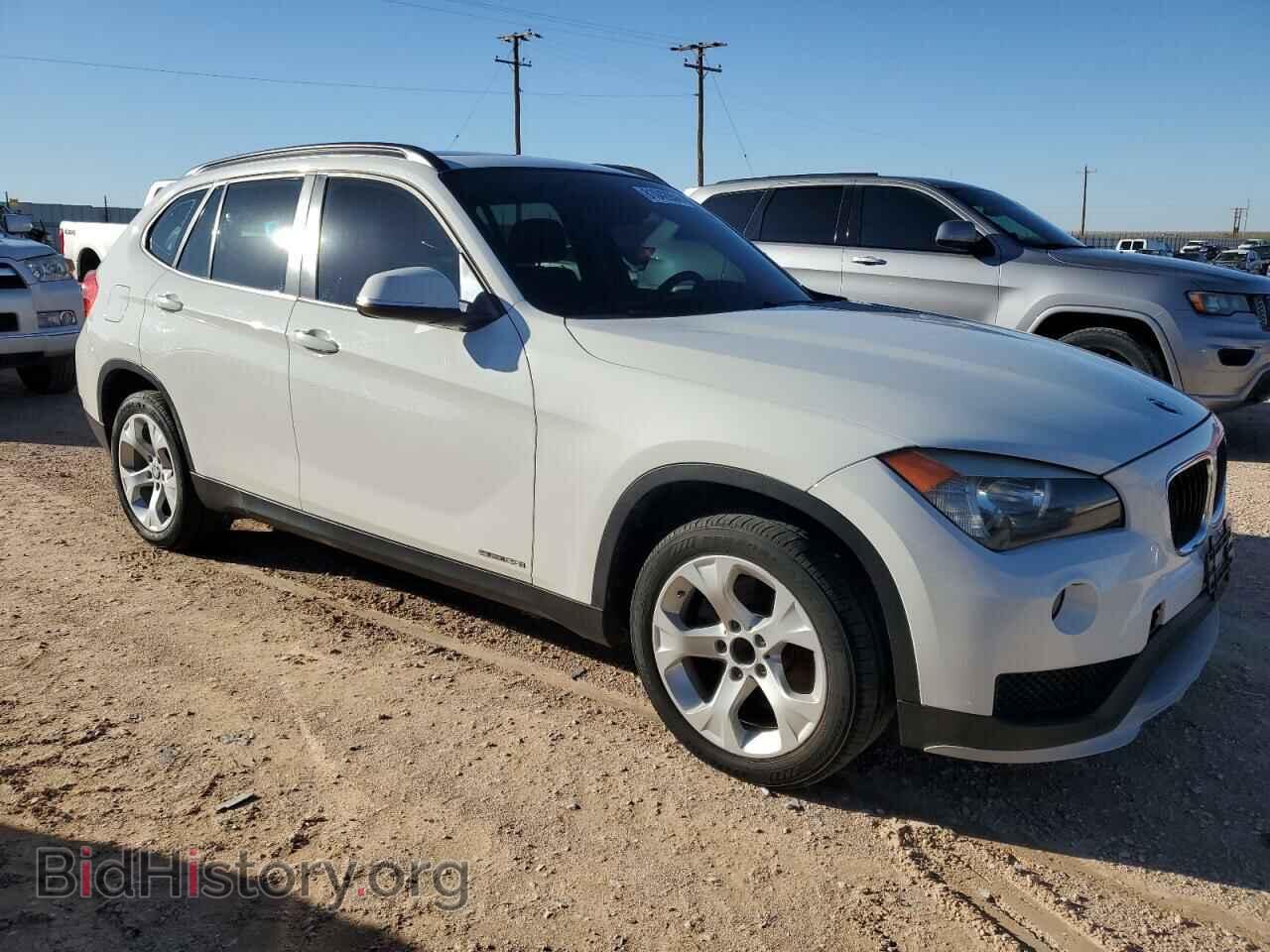 2015 BMW X1 - VIN: WBAVM1C52FV498542 - Фото 4