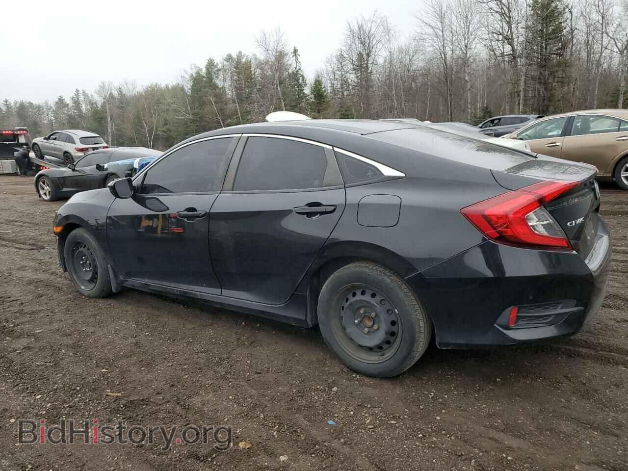 2018 HONDA CIVIC - VIN: 2HGFC2F55JH008657 - Фото 2