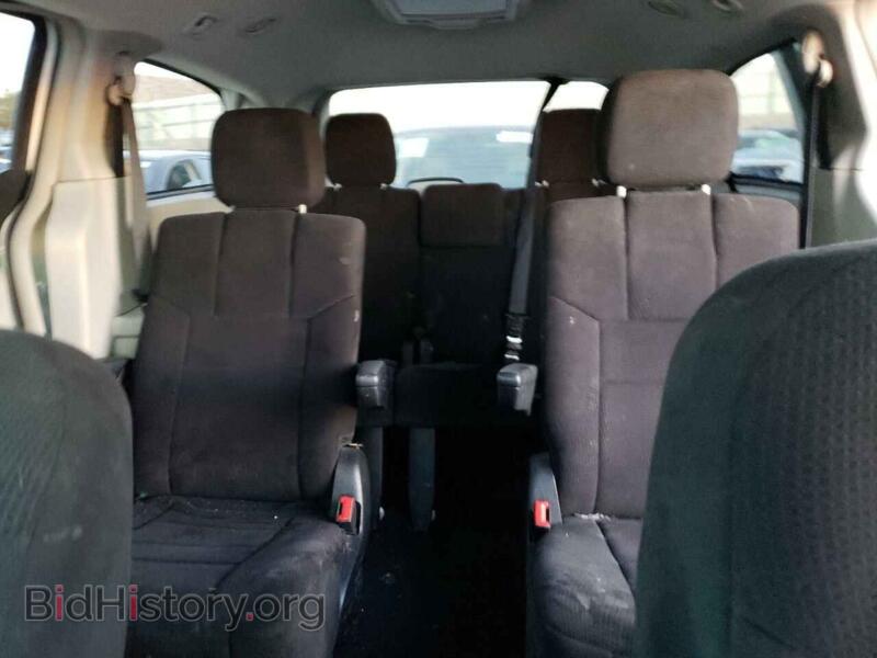 2011 Chrysler MINIVAN (VIN 2A4RR5DG7BR739516) — photo 10 of 13