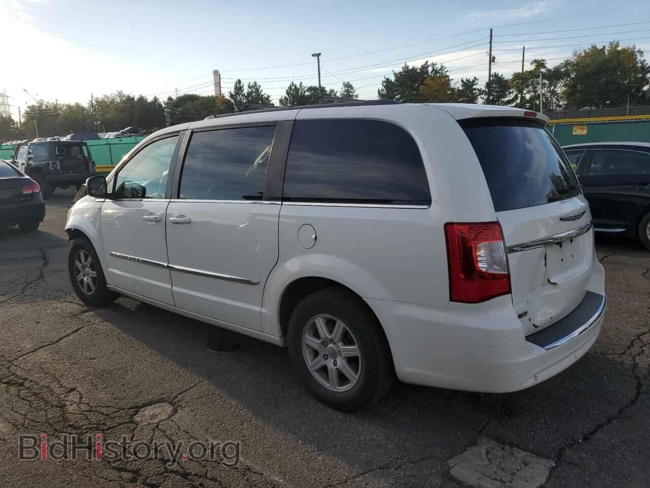 2011 CHRYSLER MINIVAN - VIN: 2A4RR8DG7BR796574 - Фото 2