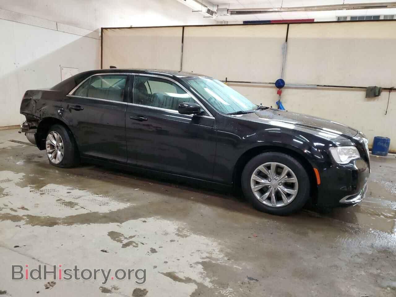 2015 CHRYSLER 300 - VIN: 2C3CCAAG7FH769352 - Фото 4